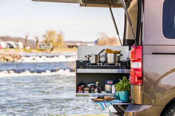 QUQUQ BusBox 3 - Campervan modul til VW T7 Multivan
