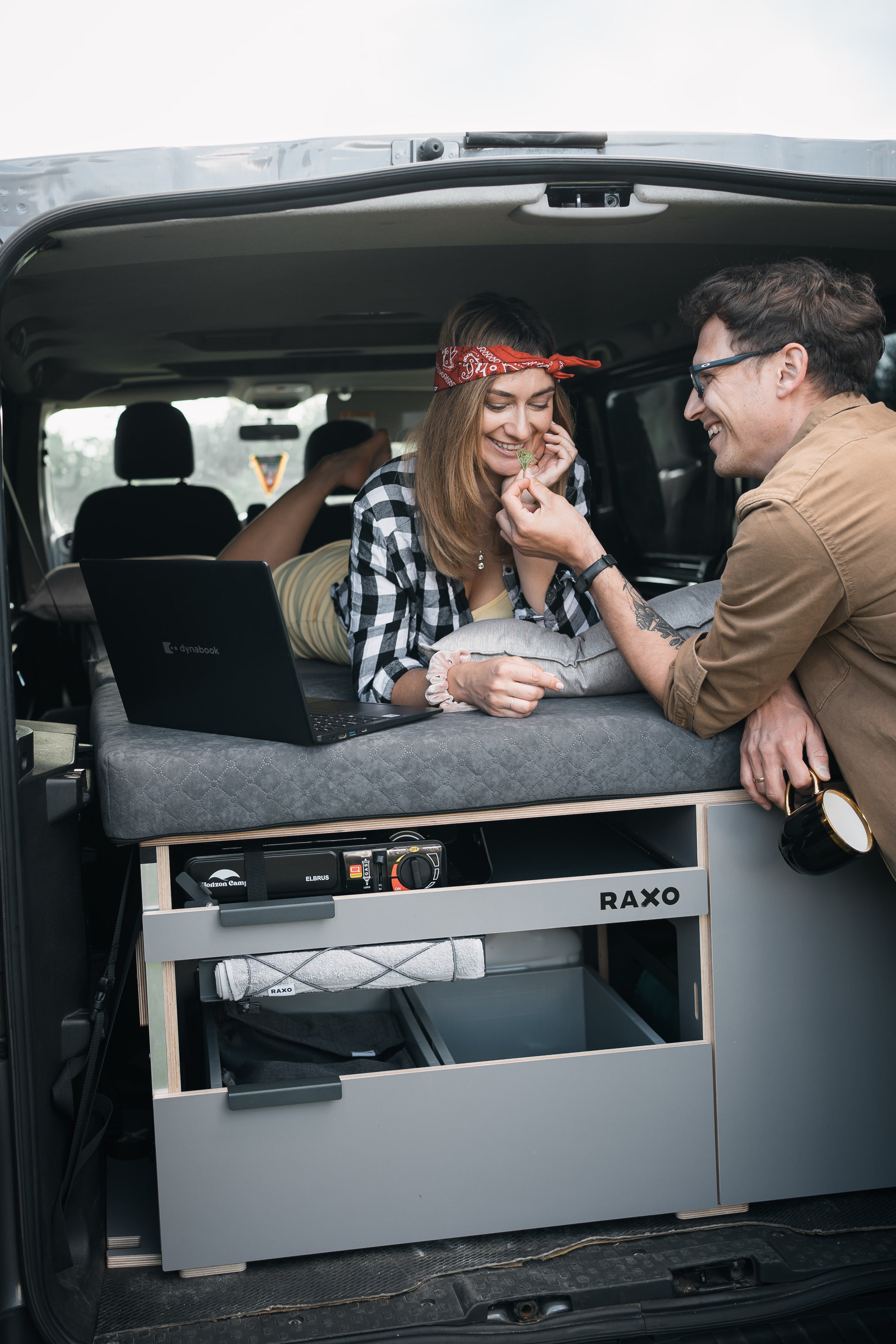 RAXO Base Campervan Modul - Omdan Din Bil til En Komfortabel og Funktionel Campervan