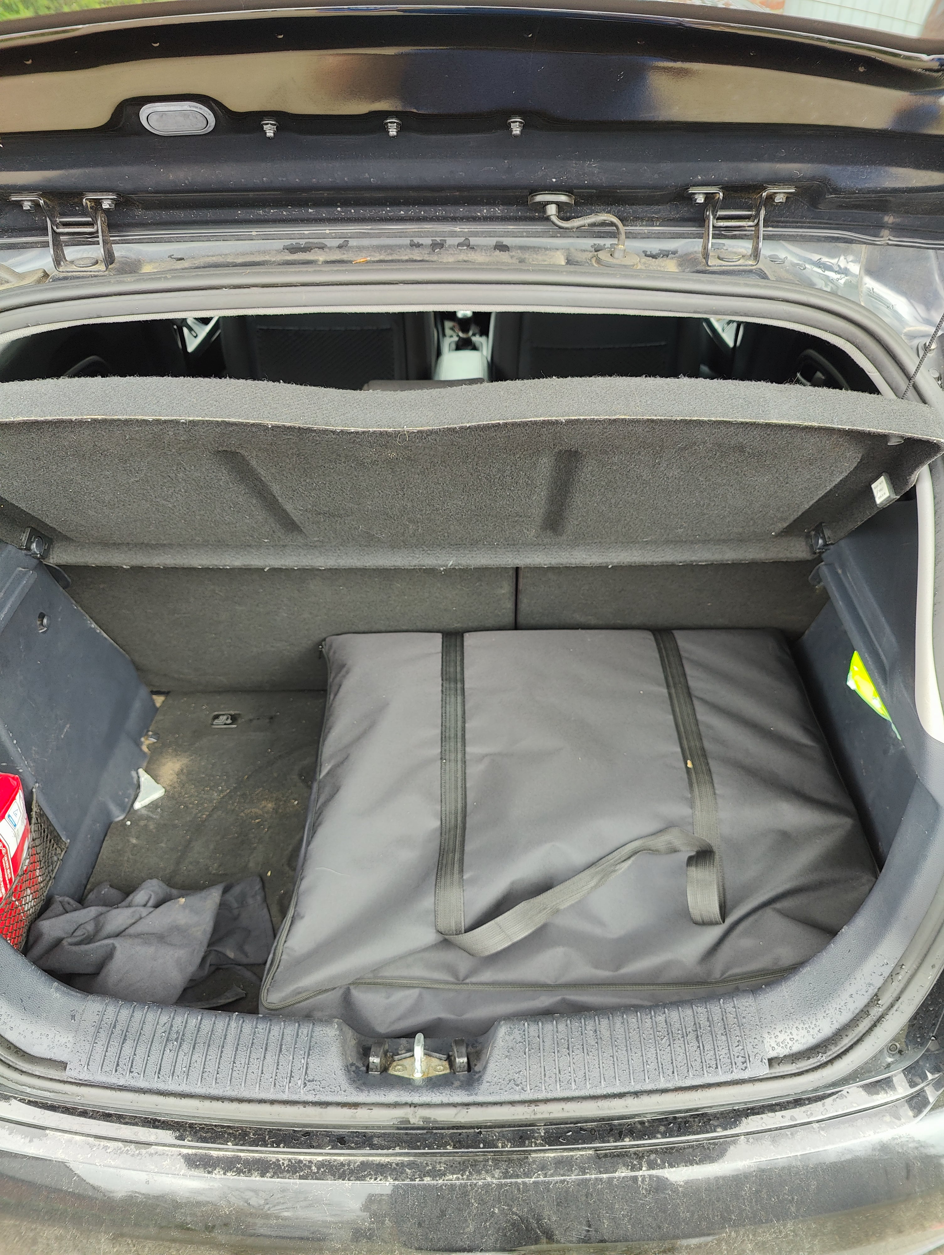 CampBoxi Unifit - Fleksibel og justerbar sengeramme til din hverdagsbil