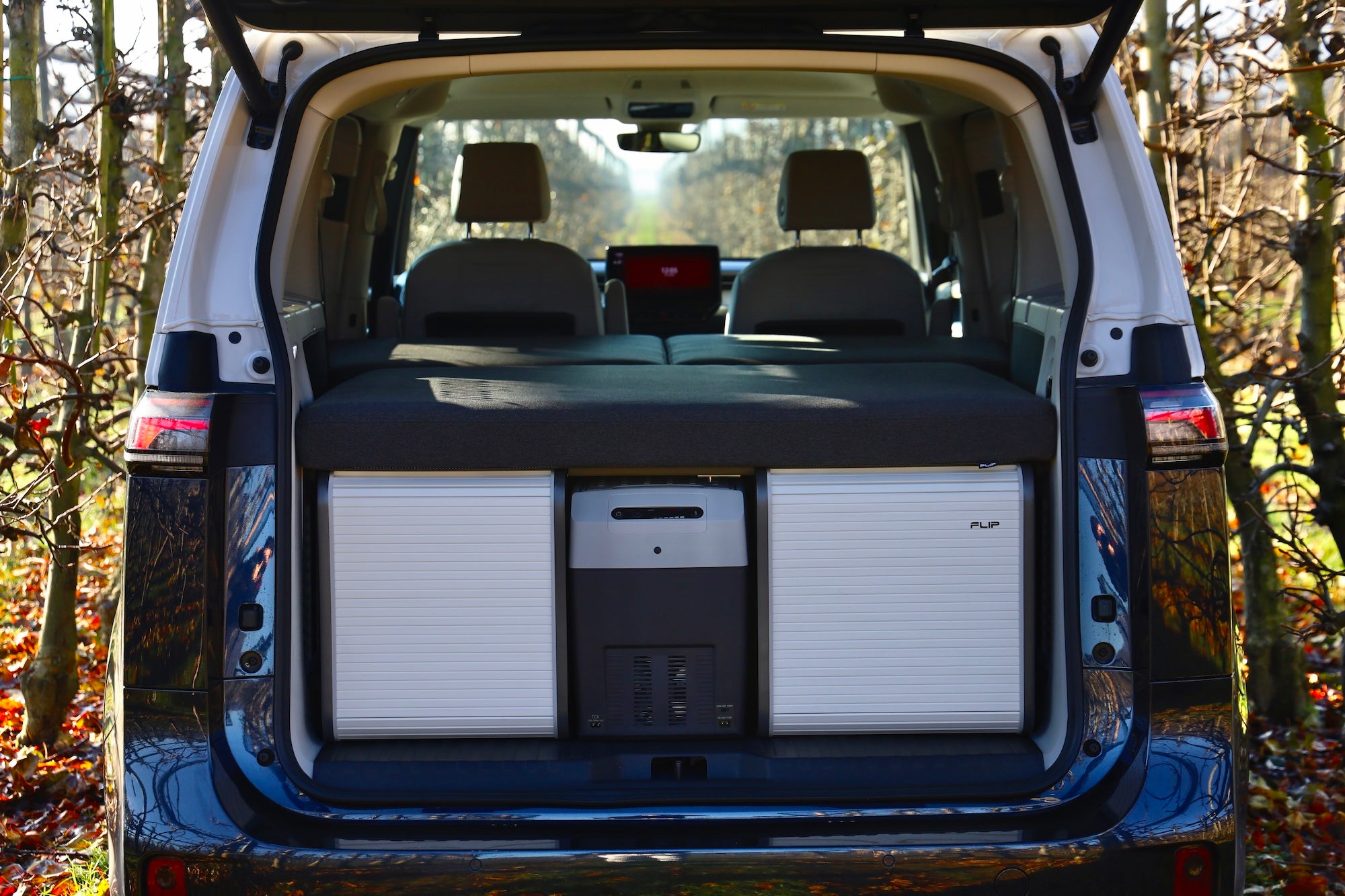 FLIP Camping Box - Luxurious Campervan Module