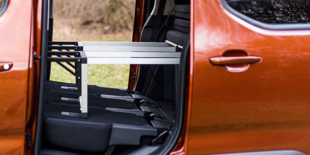 FLIP Camping Box - Luxurious Campervan Module