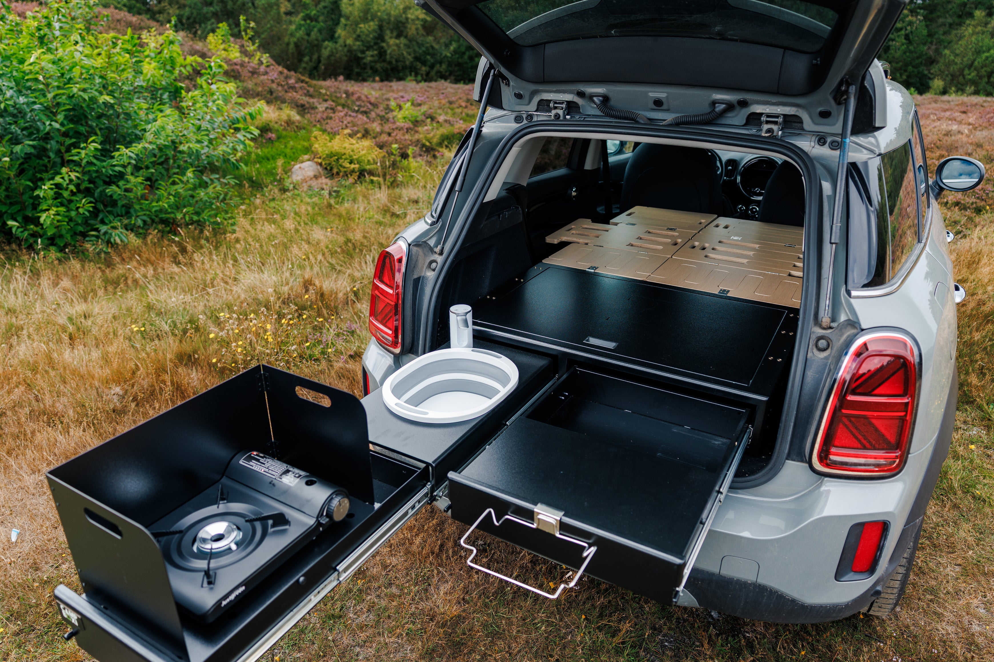 CampBoxi Kitchenfit - Alt-i-ét Camper Box til hverdagsbiler