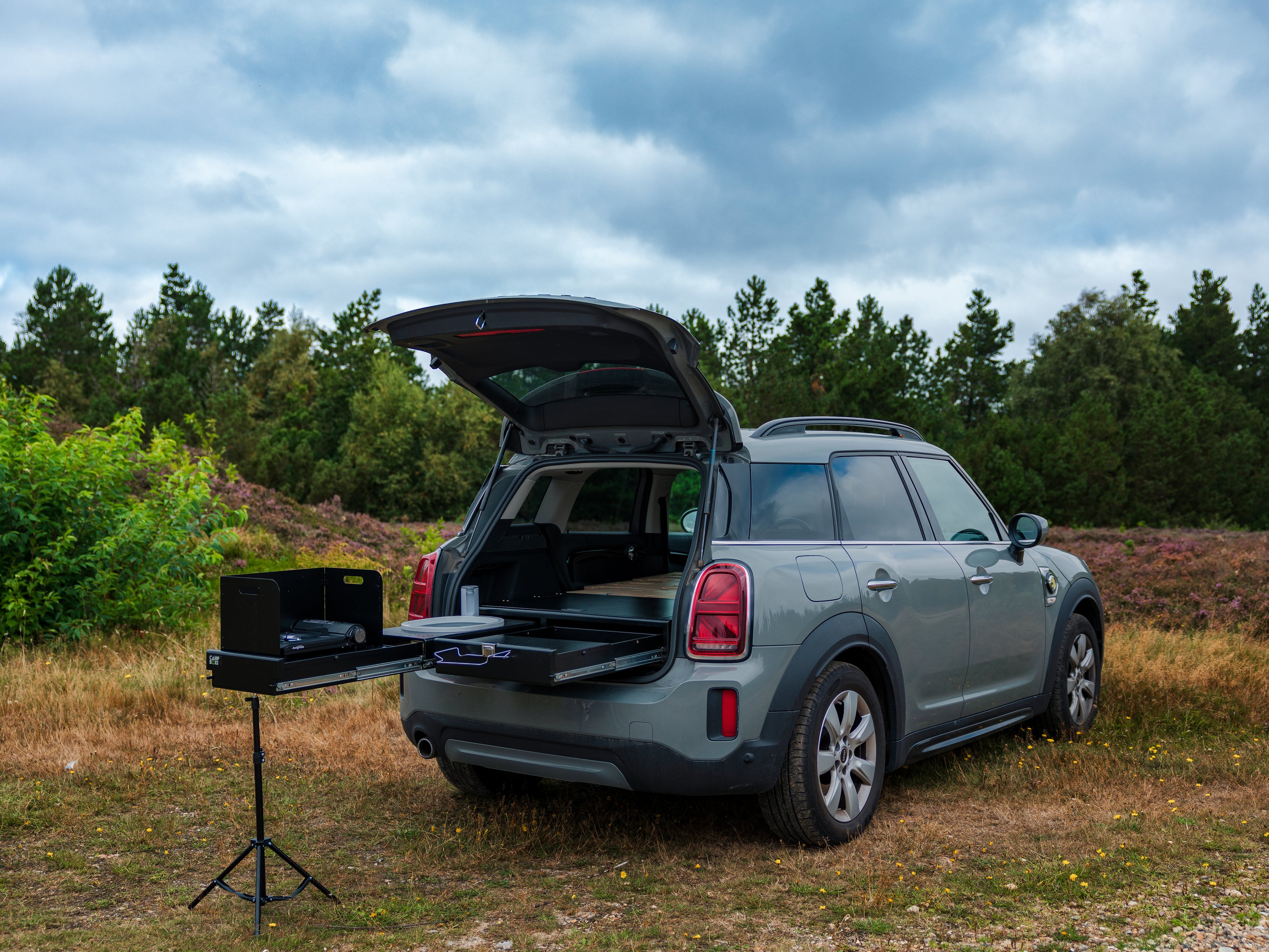 CampBoxi Kitchenfit - Alt-i-ét Camper Box til hverdagsbiler