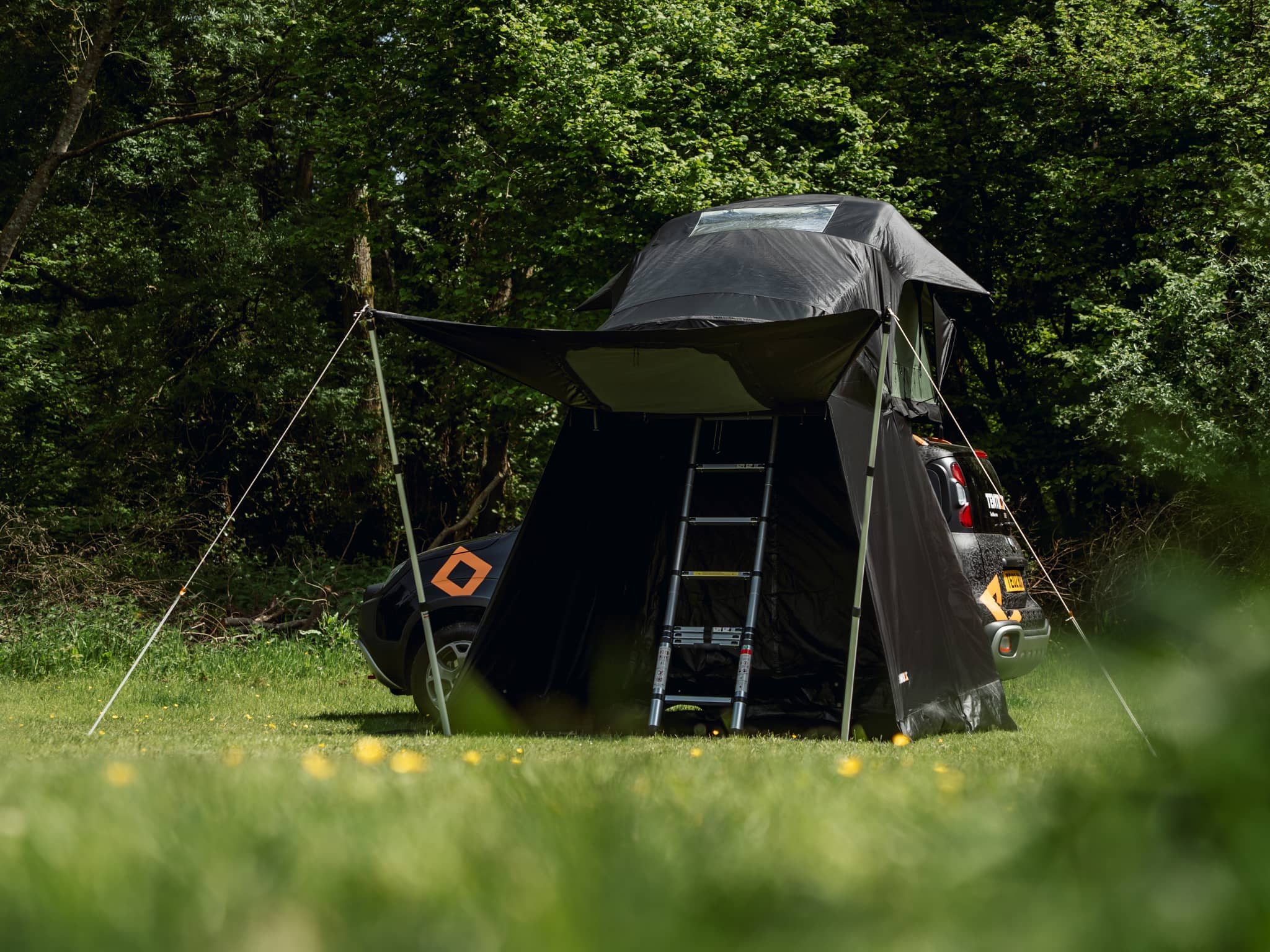 TentBox Lite 2.0 Living pod - Awning for your roof tent 