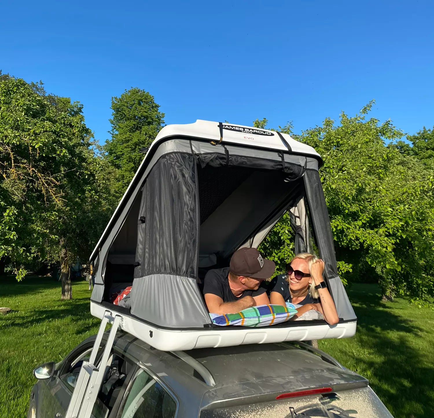 dachzelt james baroud kaufen James Baroud Space XL – Großes, hochwertiges Dachzelt — Offgridconnection