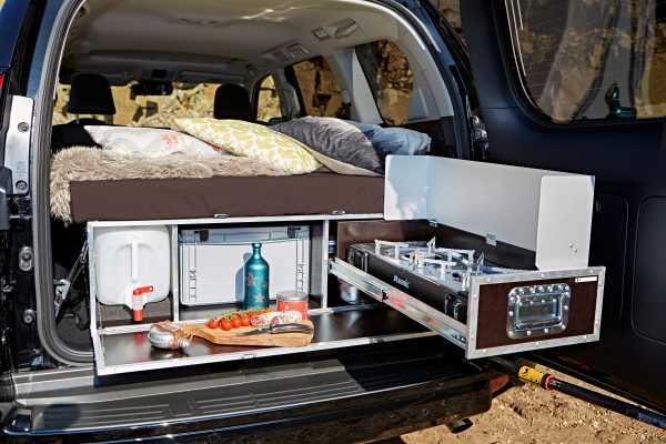 QUQUQ FlatBox - Campervan module for Landcruiser &amp; Discovery 3+4