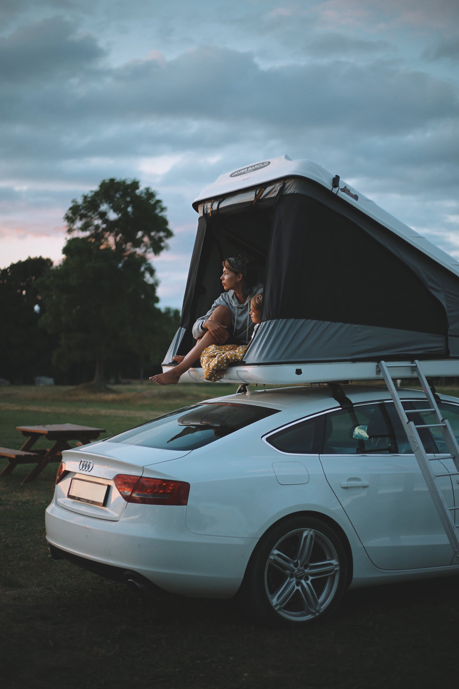 audi a6 4f dachzelt James Baroud Space XL – Großes, hochwertiges Dachzelt — Offgridconnection