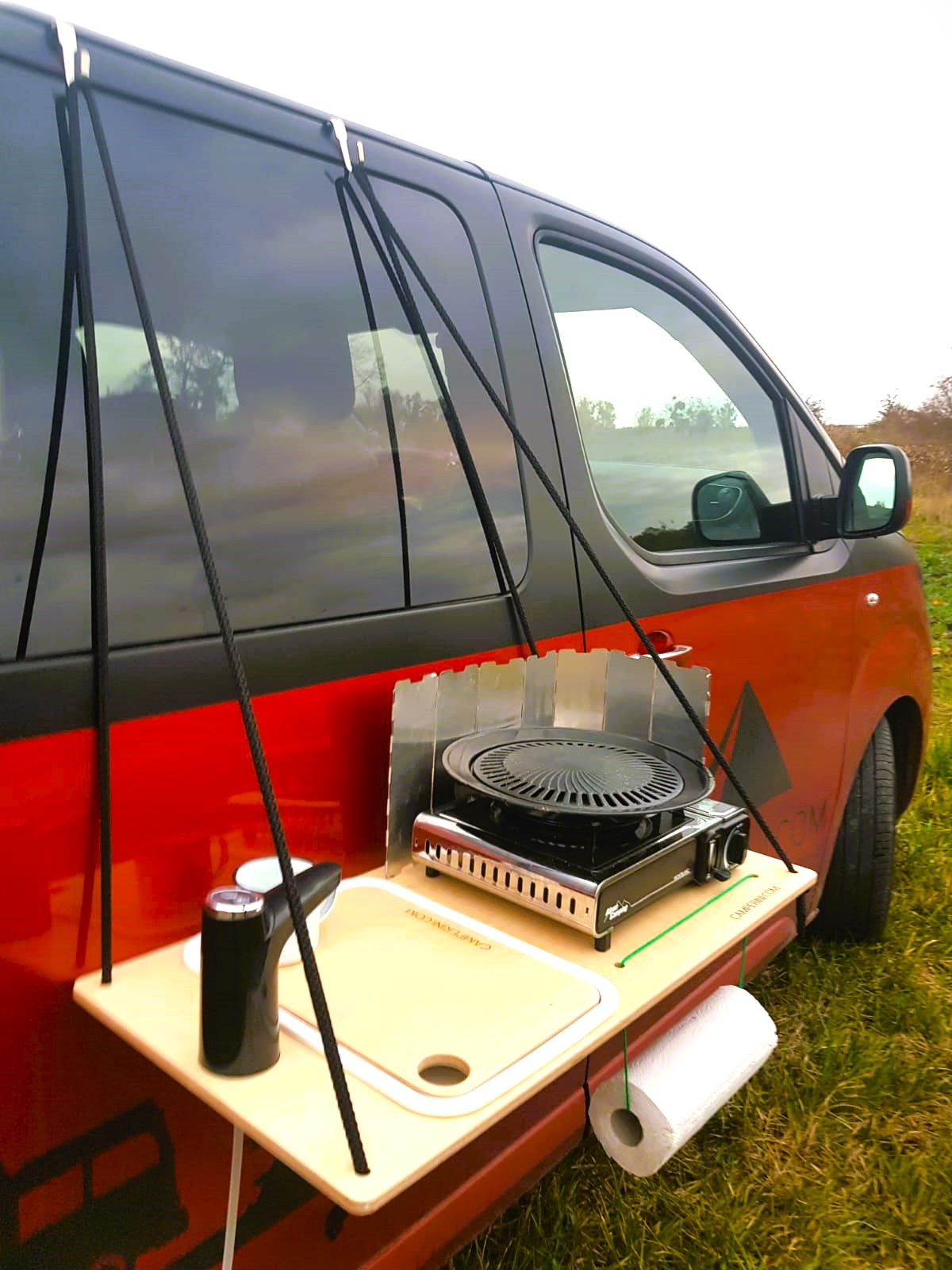 Camperini MINIMAL - Hanging kitchen table