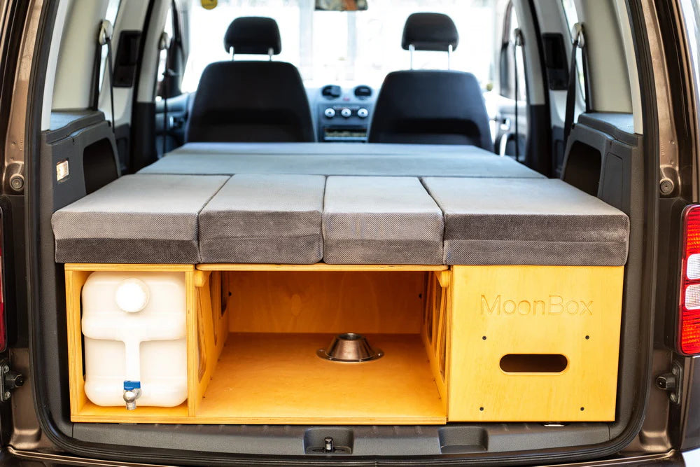 MOONBOX 115 Modify - Campervan module with seating group