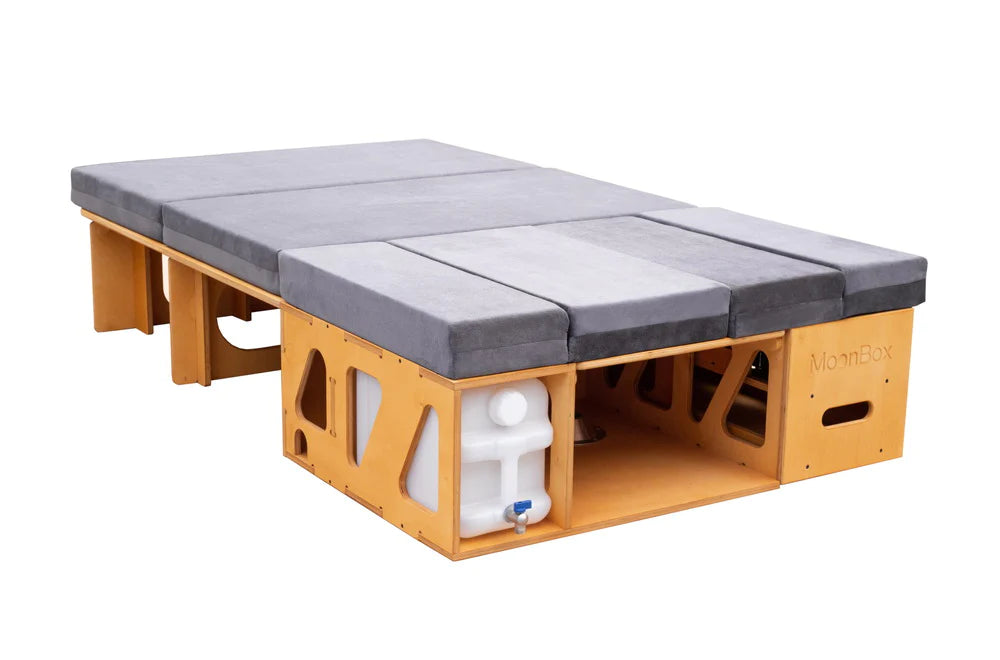 MOONBOX 115 Modify – Campervan-Modul mit Sitzgruppe