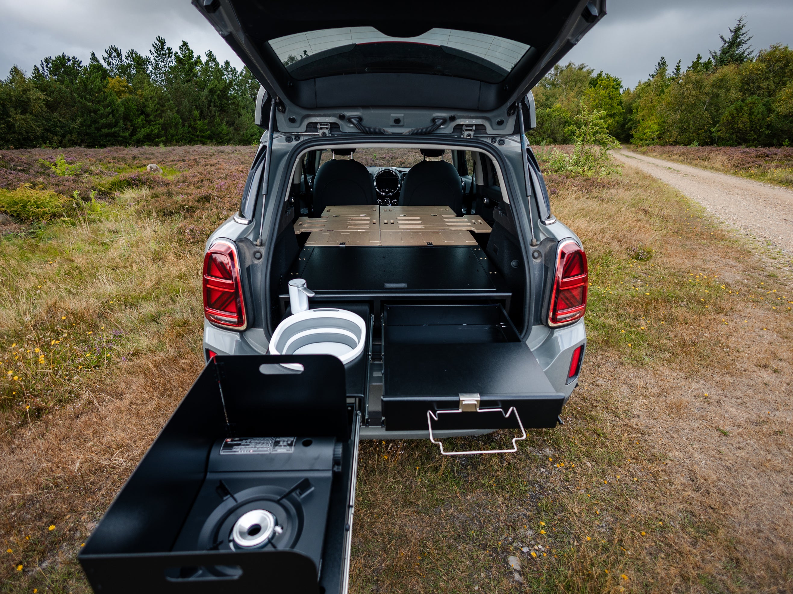 CampBoxi Kitchenfit - Alt-i-ét Camper Box til hverdagsbiler