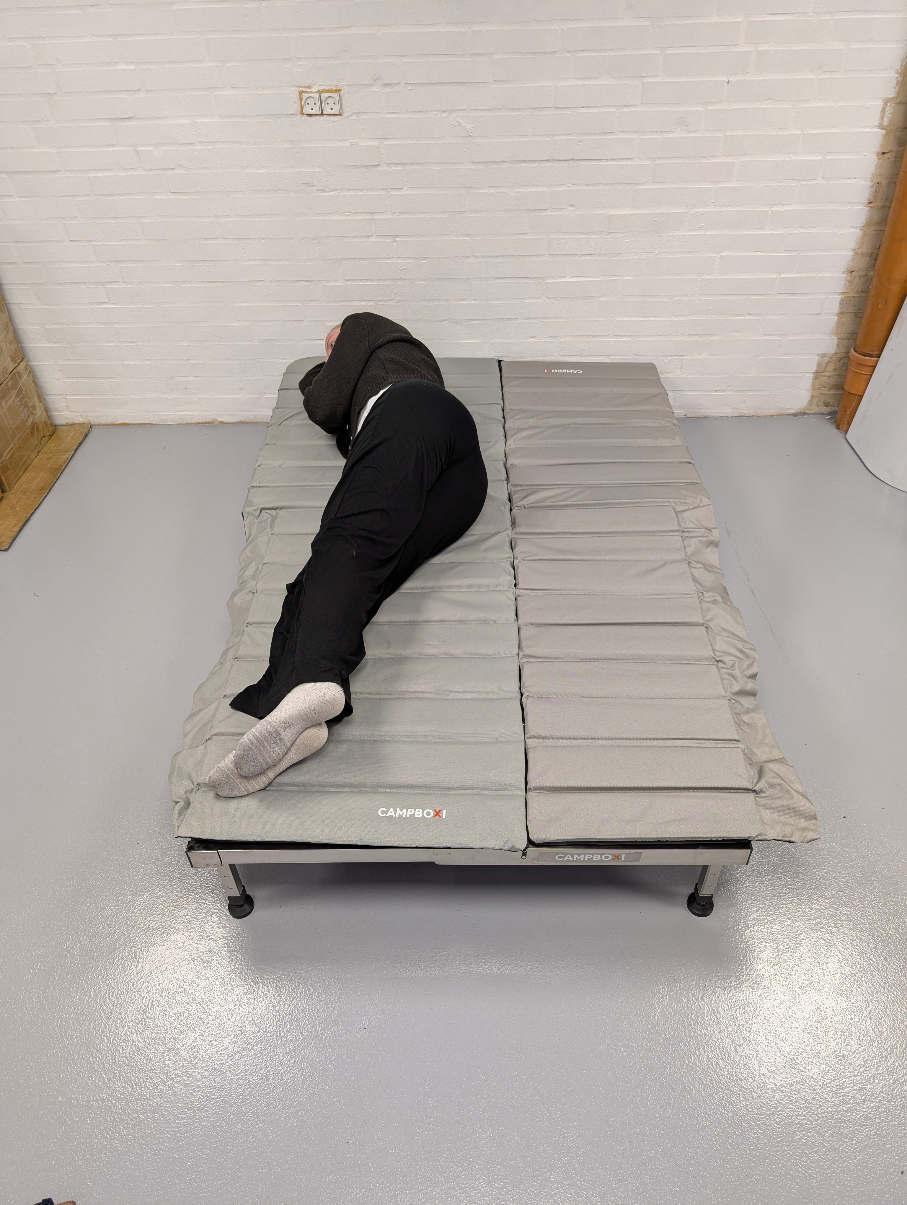 CampBoxi Unifit - Fleksibel og justerbar sengeramme til din hverdagsbil