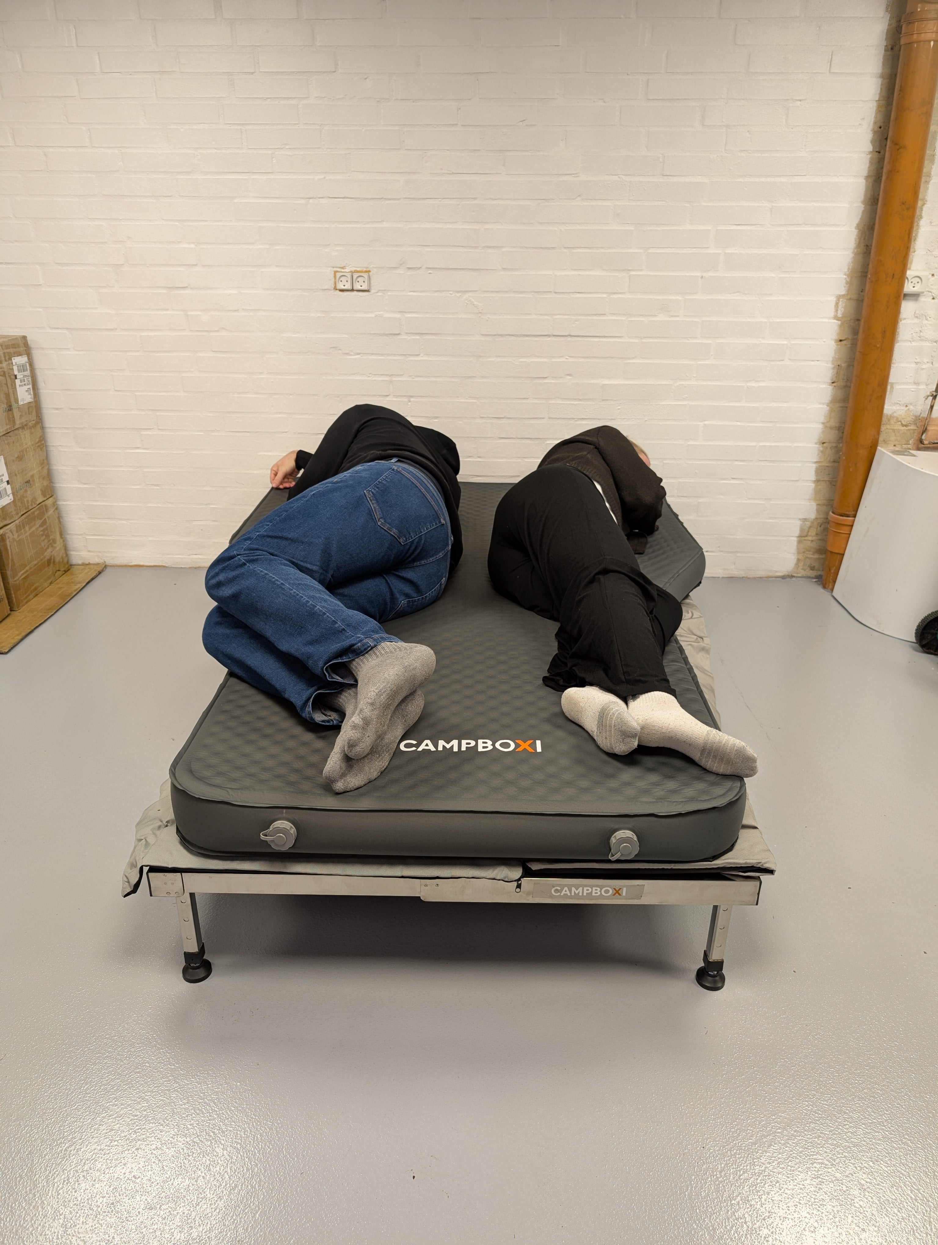 CampBoxi Unifit - Fleksibel og justerbar sengeramme til din hverdagsbil