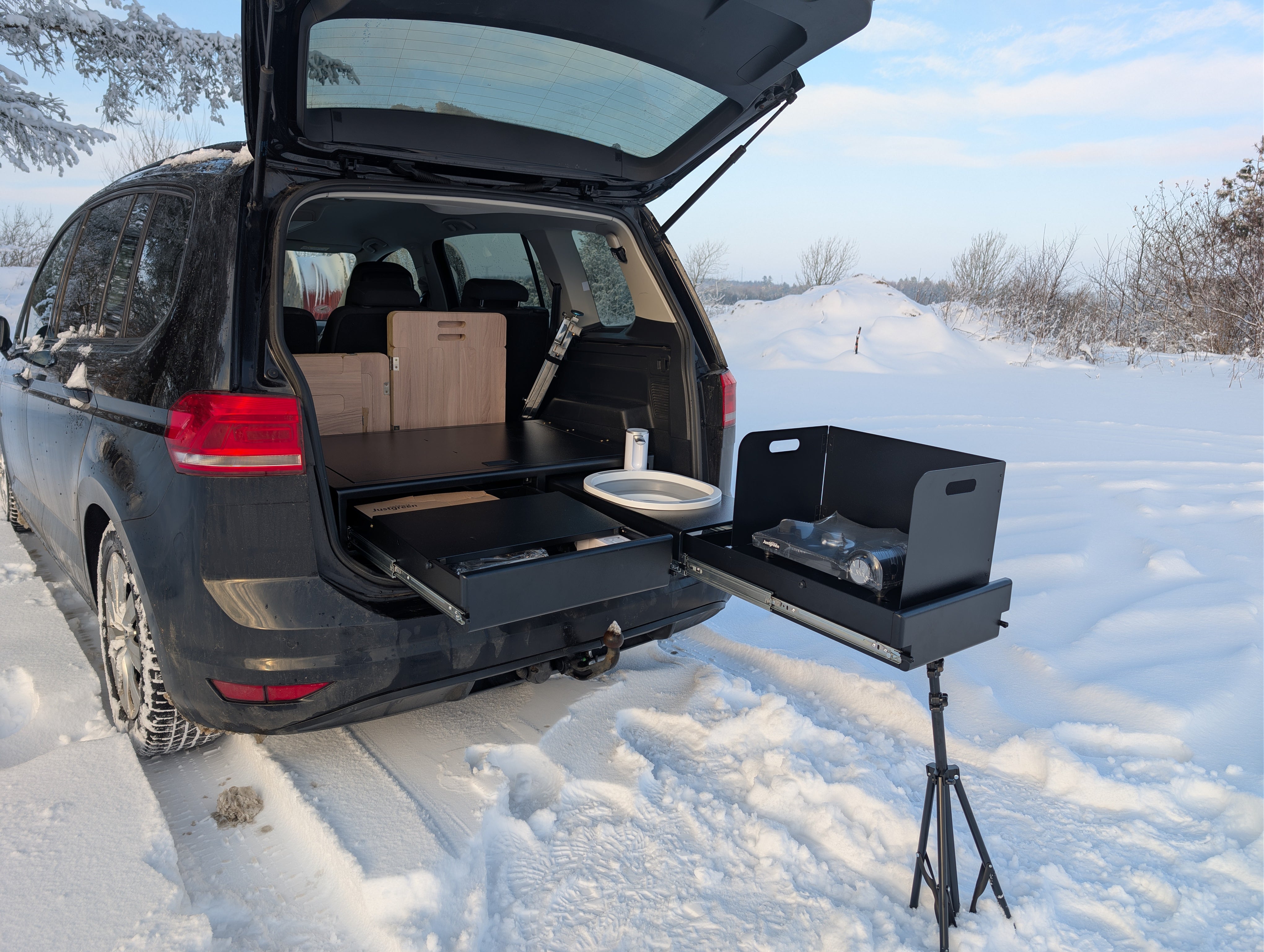 CampBoxi Kitchenfit - Alt-i-ét Campervan Modul til hverdagsbiler