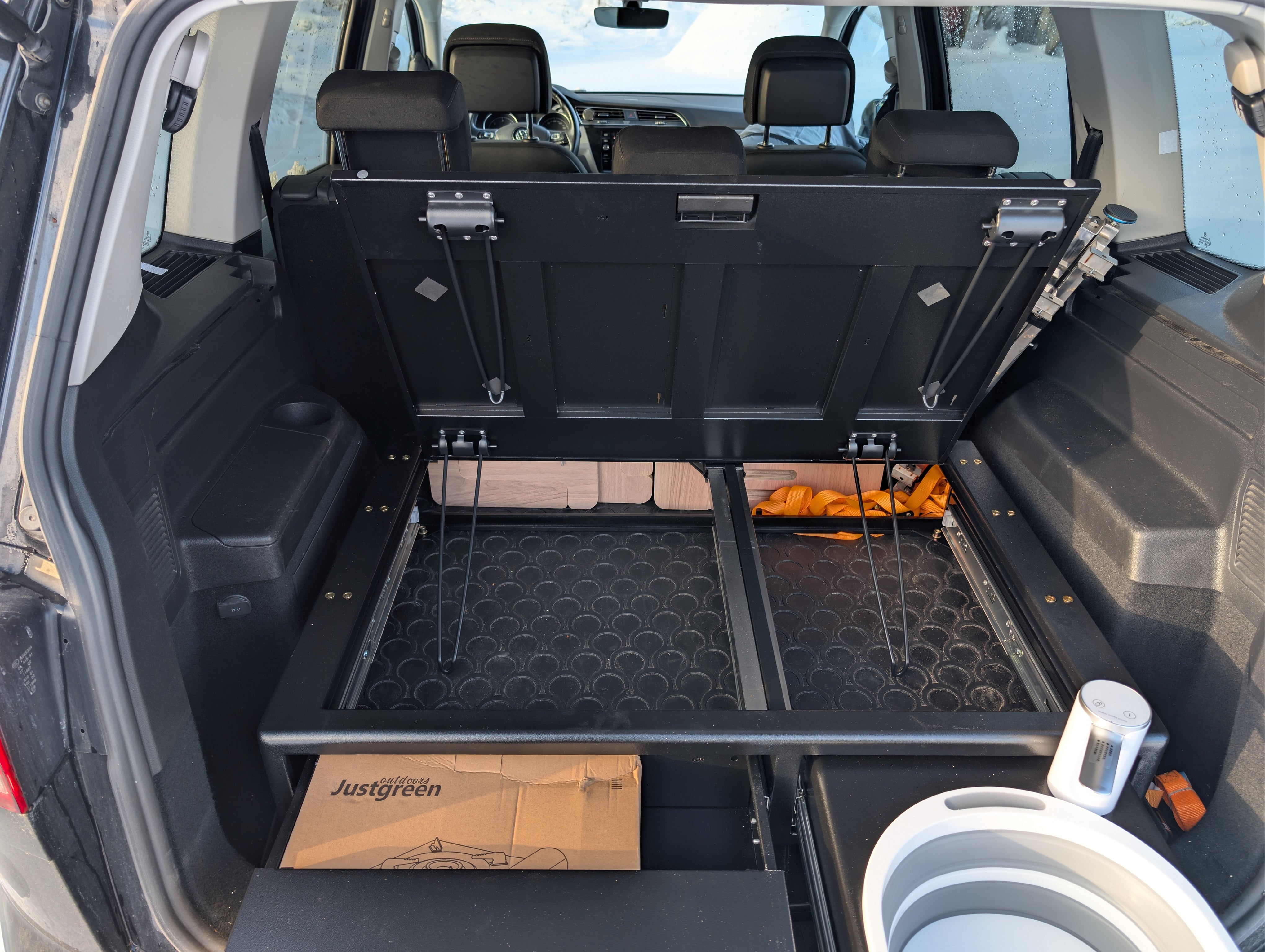 CampBoxi Kitchenfit - Alt-i-ét Campervan Modul til hverdagsbiler