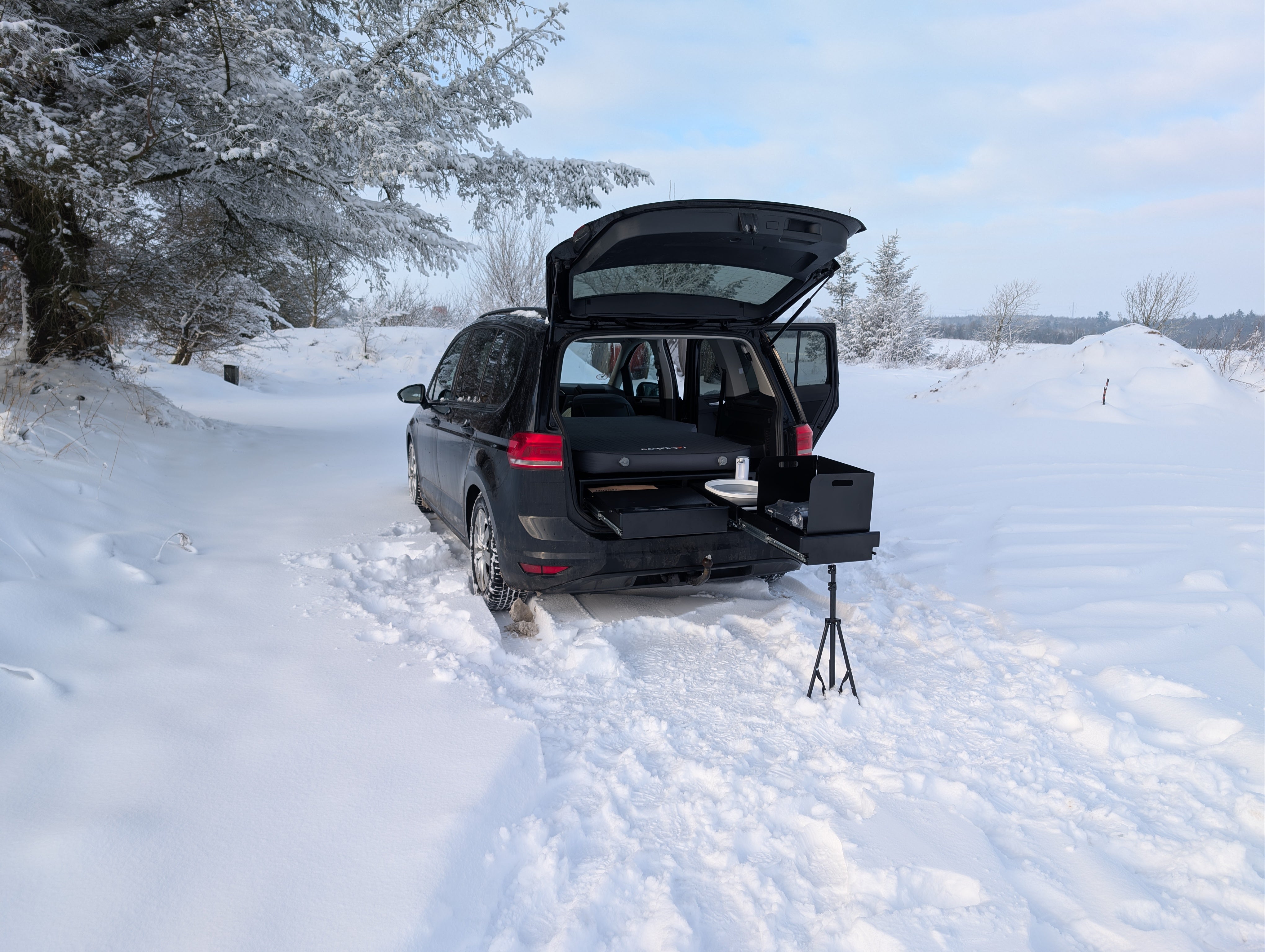 CampBoxi Kitchenfit - Alt-i-ét Campervan Modul til hverdagsbiler