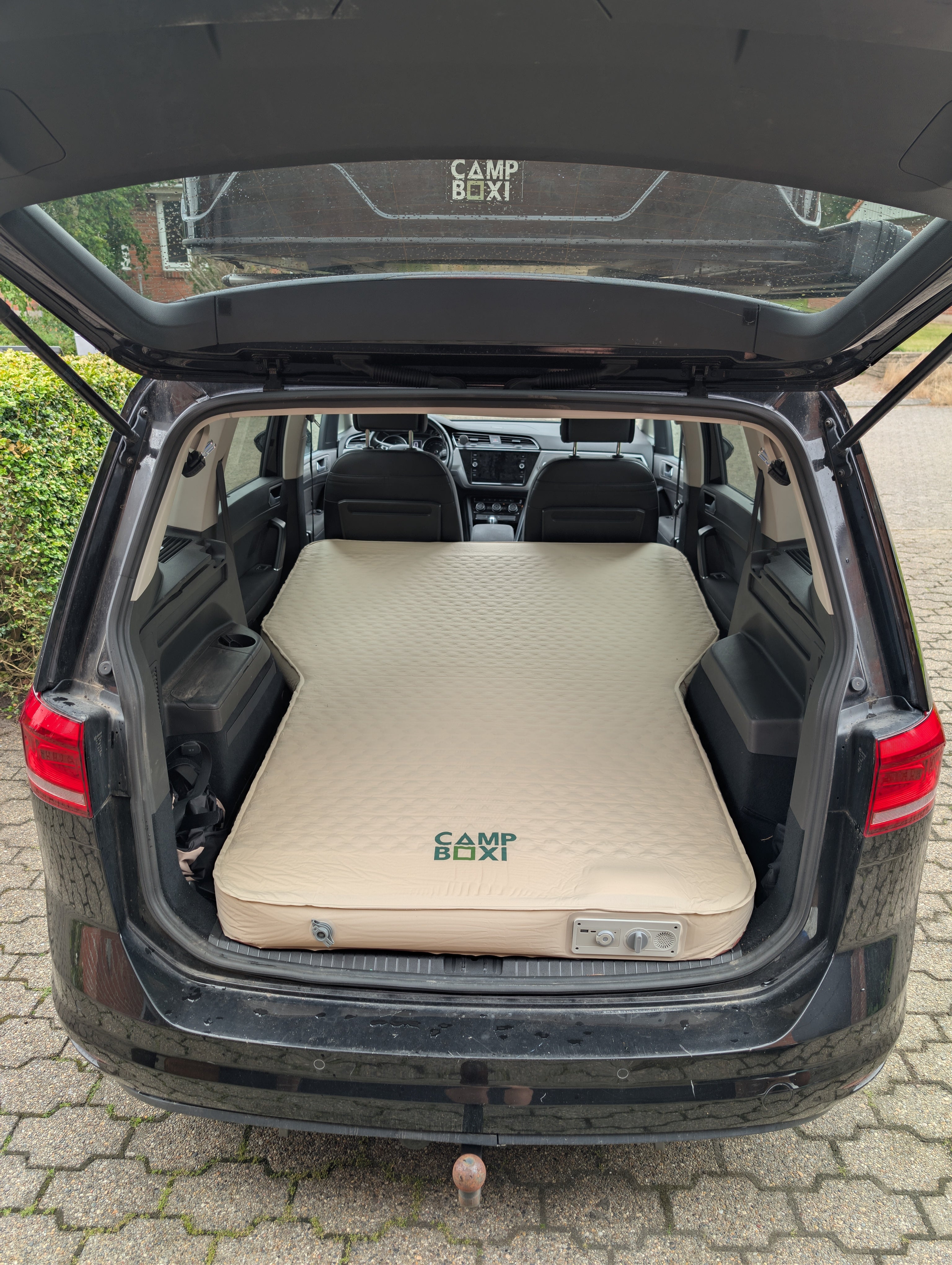 CampBoxi LUX Air - Luksus selvoppustelig bilmadras med integreret pumpe