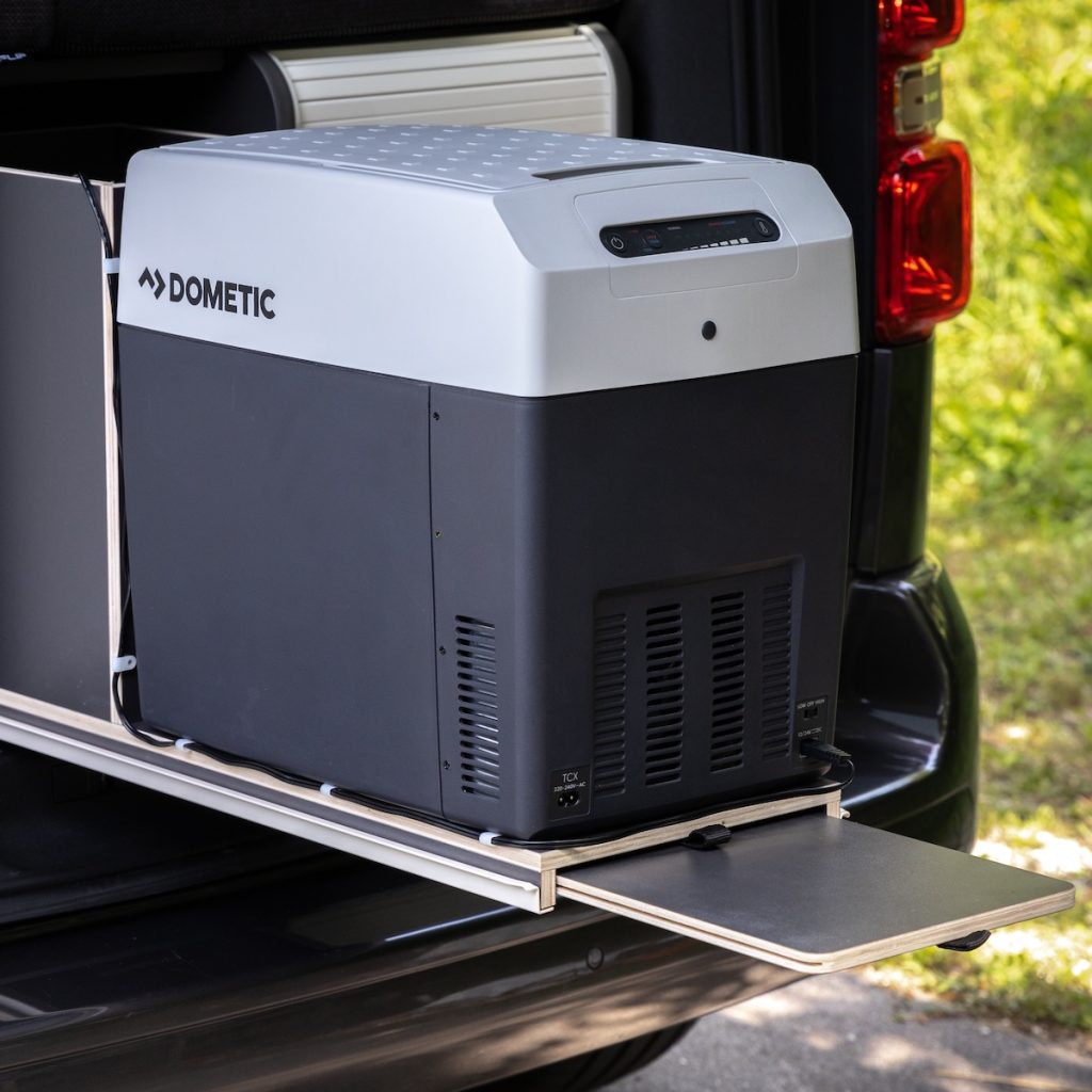 FLIP træk-ud platform til køleskab - Passer kun til Stor model